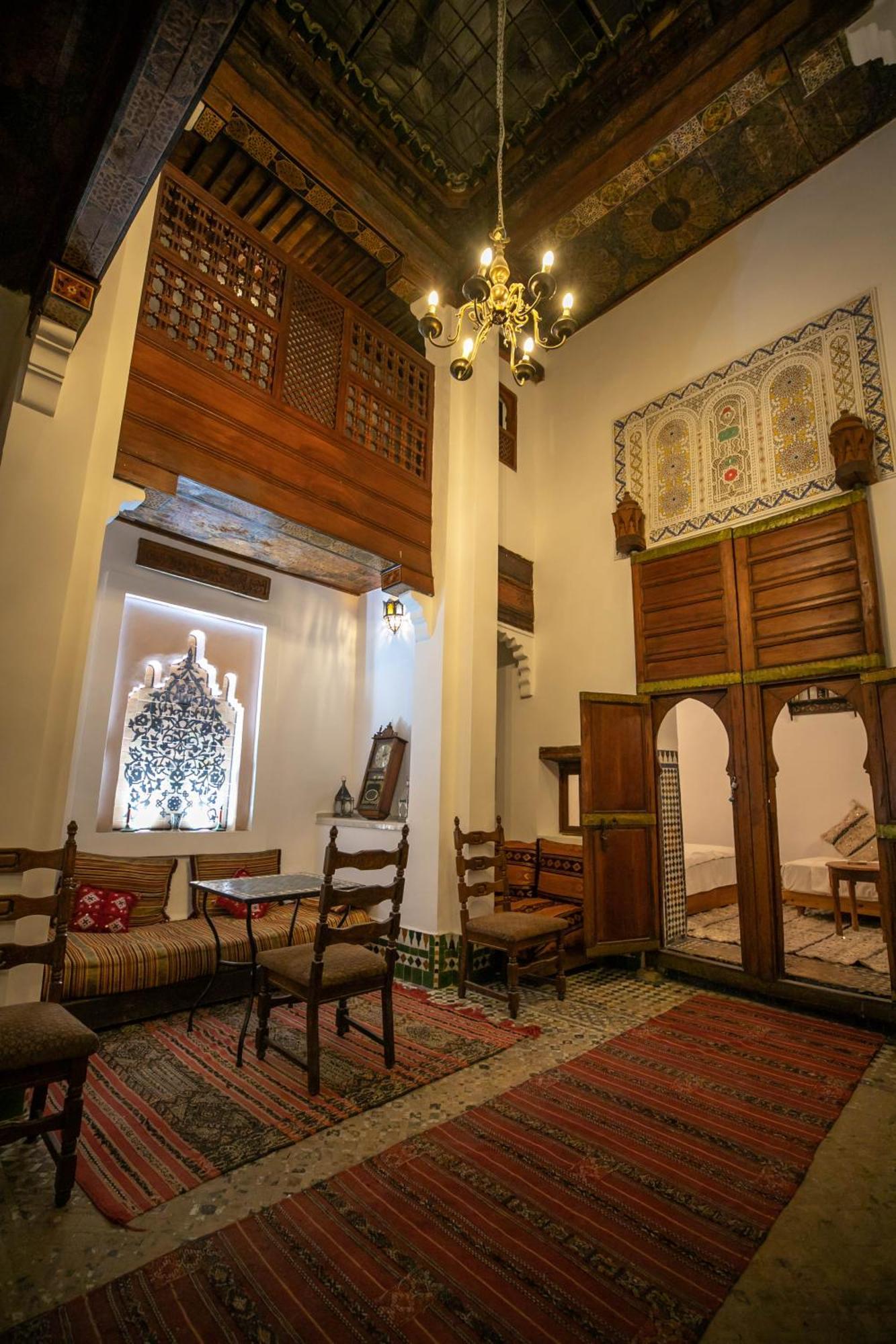 Dar Authentic Fes - Familly Hosting Bed & Breakfast ภายนอก รูปภาพ